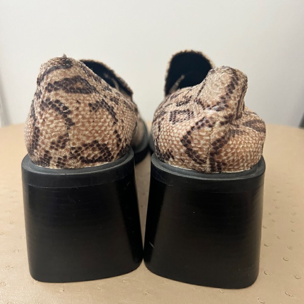 Bakers Pilgrim Animal Print Clogs - Picture 4 of 6